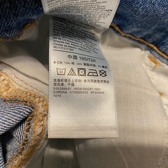 Old Navy Denim Shorts size 8 - Picture 4 of 5